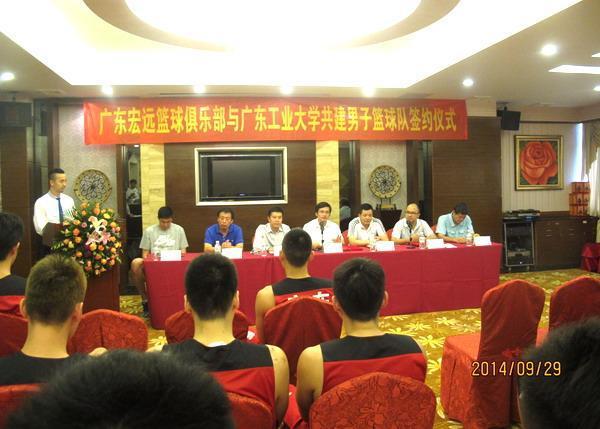 全美篮球名校_全美篮球大学生排名_全美大学篮球冠军什么水平