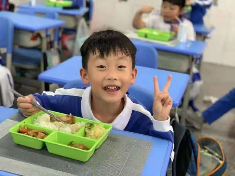 儿童营养摄入量标准_儿童营养餐标准_儿童营养晩餐