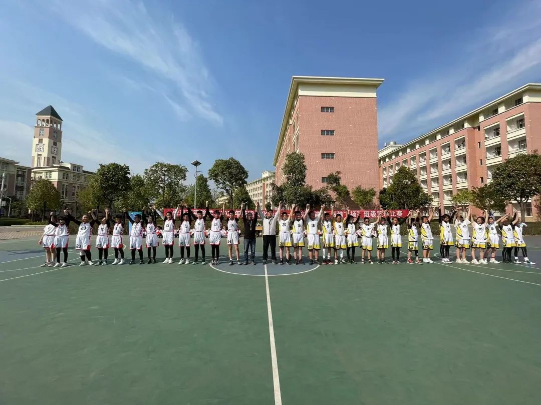 篮球规则里场外援助是什么_篮球比赛外援上场规则_篮球场外救球算不算犯规