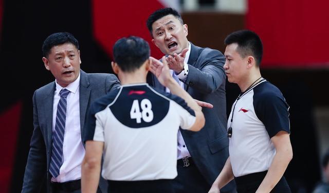 林书豪篮球比赛视频_篮球规则林书豪是谁教的_林书豪教你打篮球