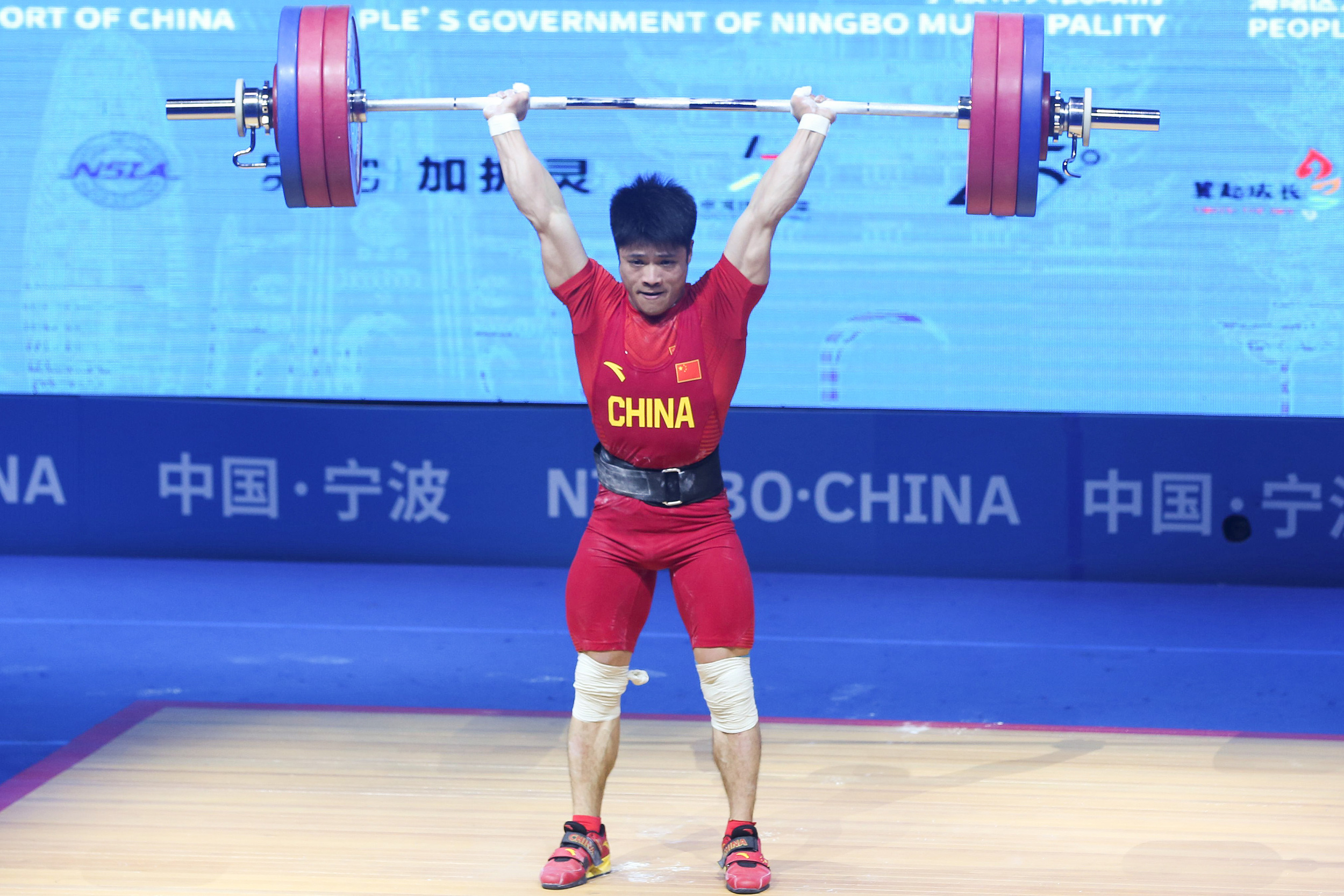 举重男子世界冠军_举重冠军男_世界男举重冠军排名前十