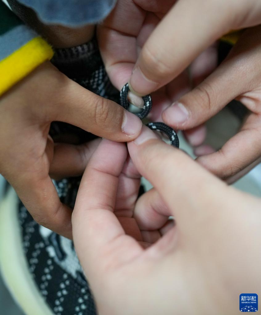 教学生生活技能的句子_学生生活技能教学_学校生活技能教育的内容是什么